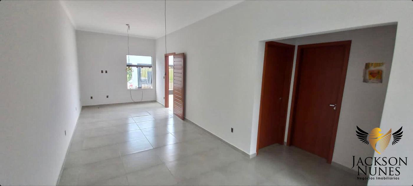 Casa à venda com 2 quartos, 160m² - Foto 2