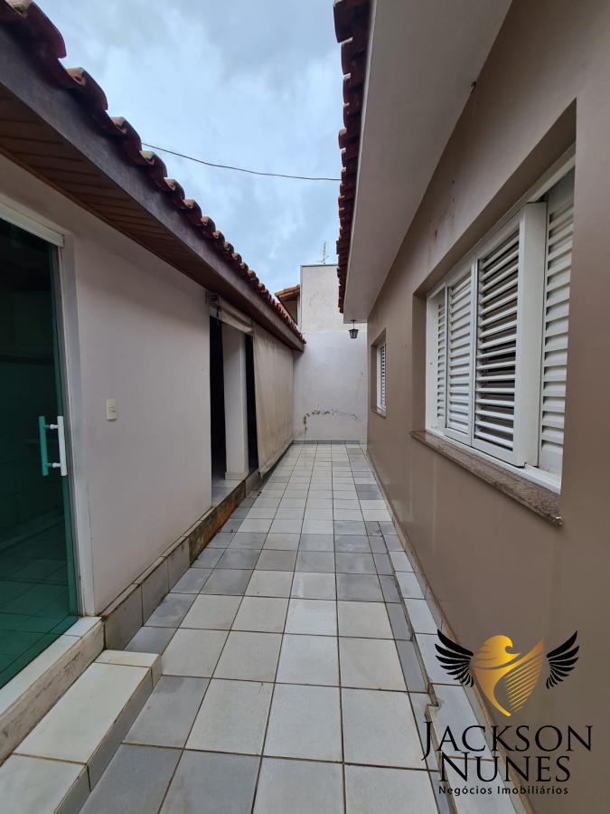 Casa à venda com 3 quartos, 300m² - Foto 16