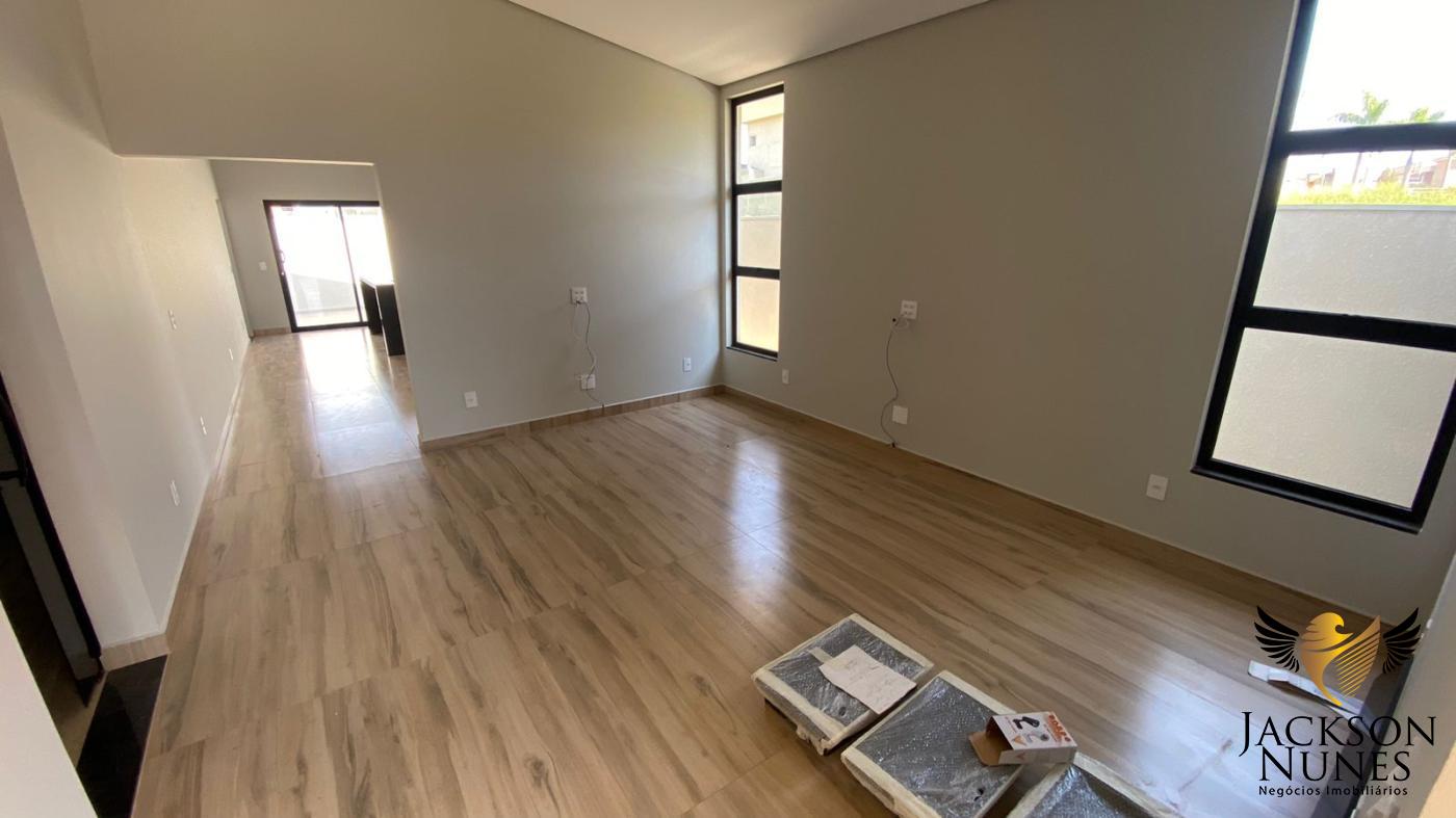 Casa de Condomínio à venda com 3 quartos, 300m² - Foto 2