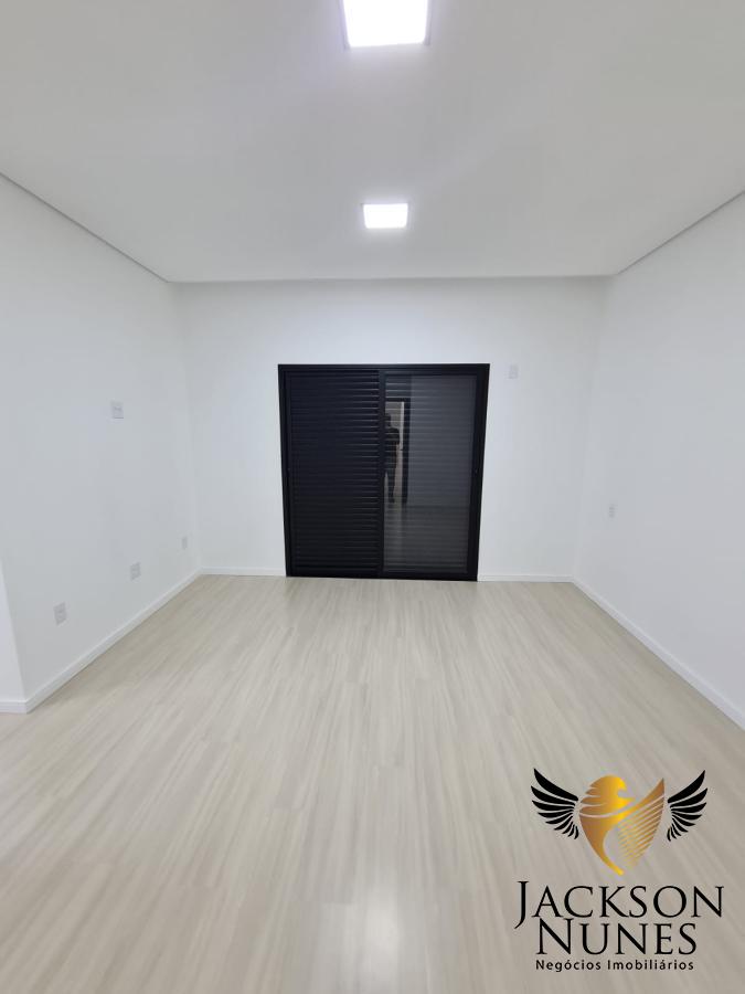 Casa de Condomínio à venda com 3 quartos, 300m² - Foto 9