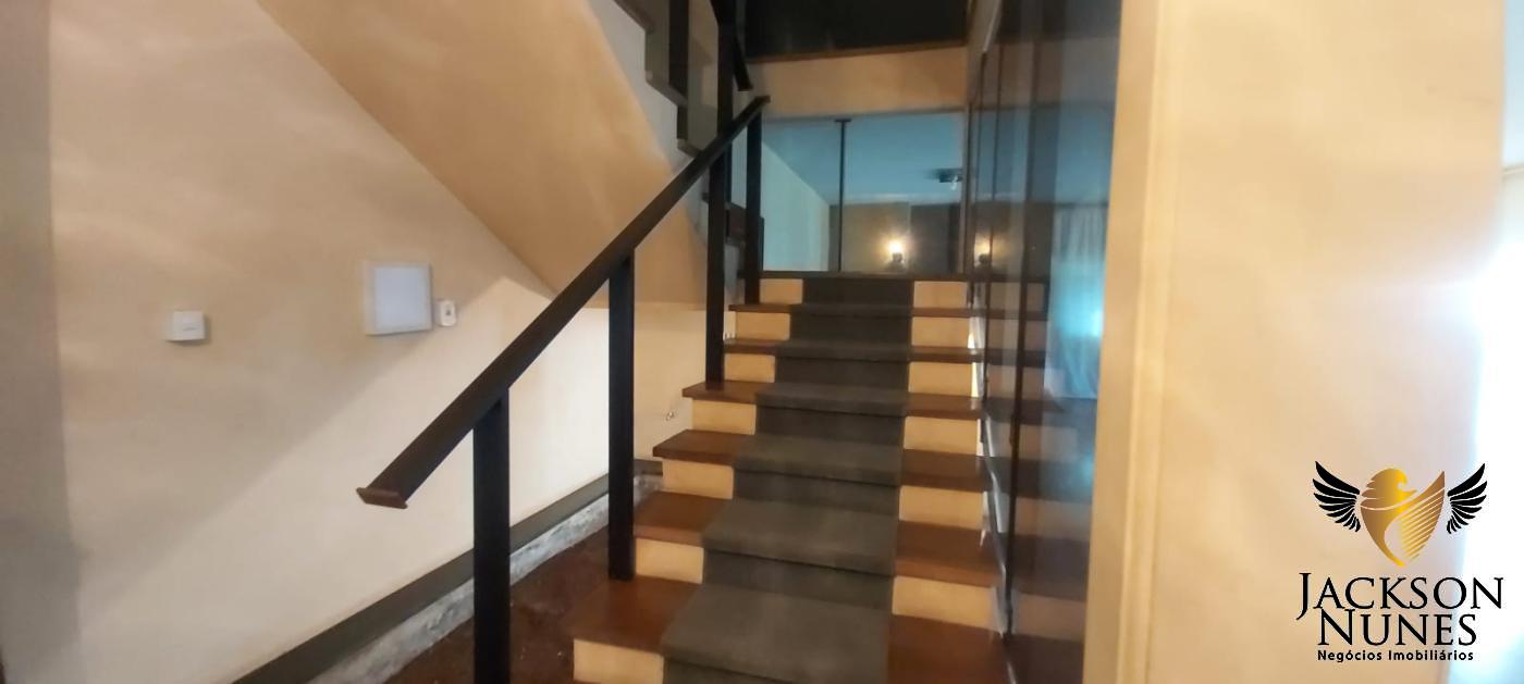 Casa à venda com 5 quartos, 598m² - Foto 5