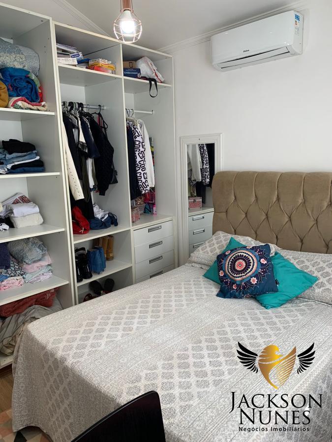 Casa à venda com 3 quartos, 300m² - Foto 13