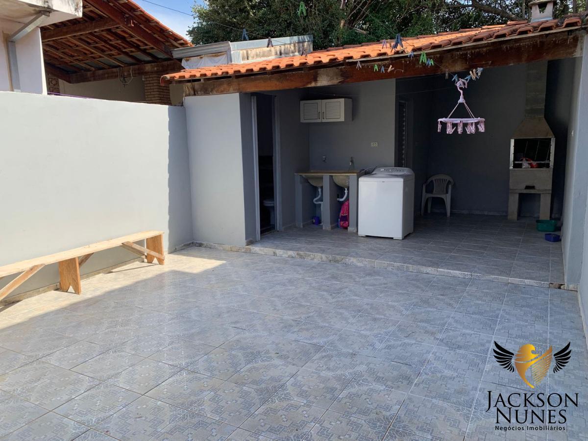 Casa à venda com 2 quartos, 150m² - Foto 9