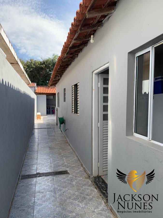 Casa à venda com 2 quartos, 150m² - Foto 4