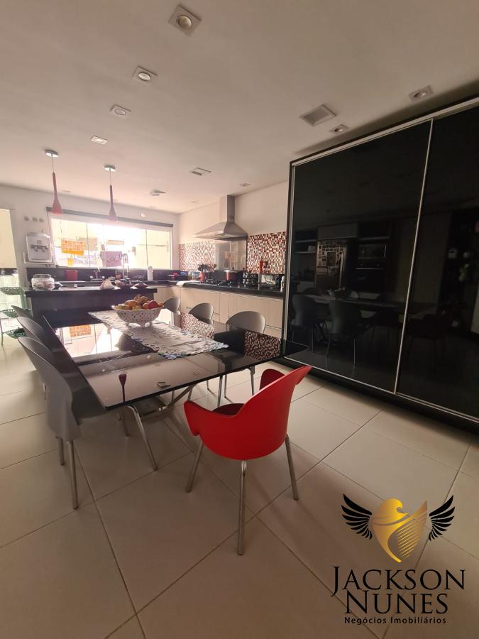 Casa à venda com 5 quartos, 572m² - Foto 4