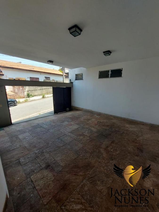 Casa à venda com 4 quartos, 343m² - Foto 18