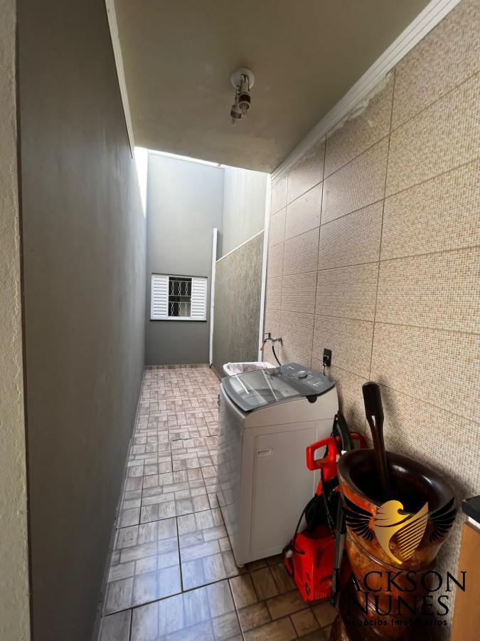 Casa à venda com 3 quartos, 270m² - Foto 9