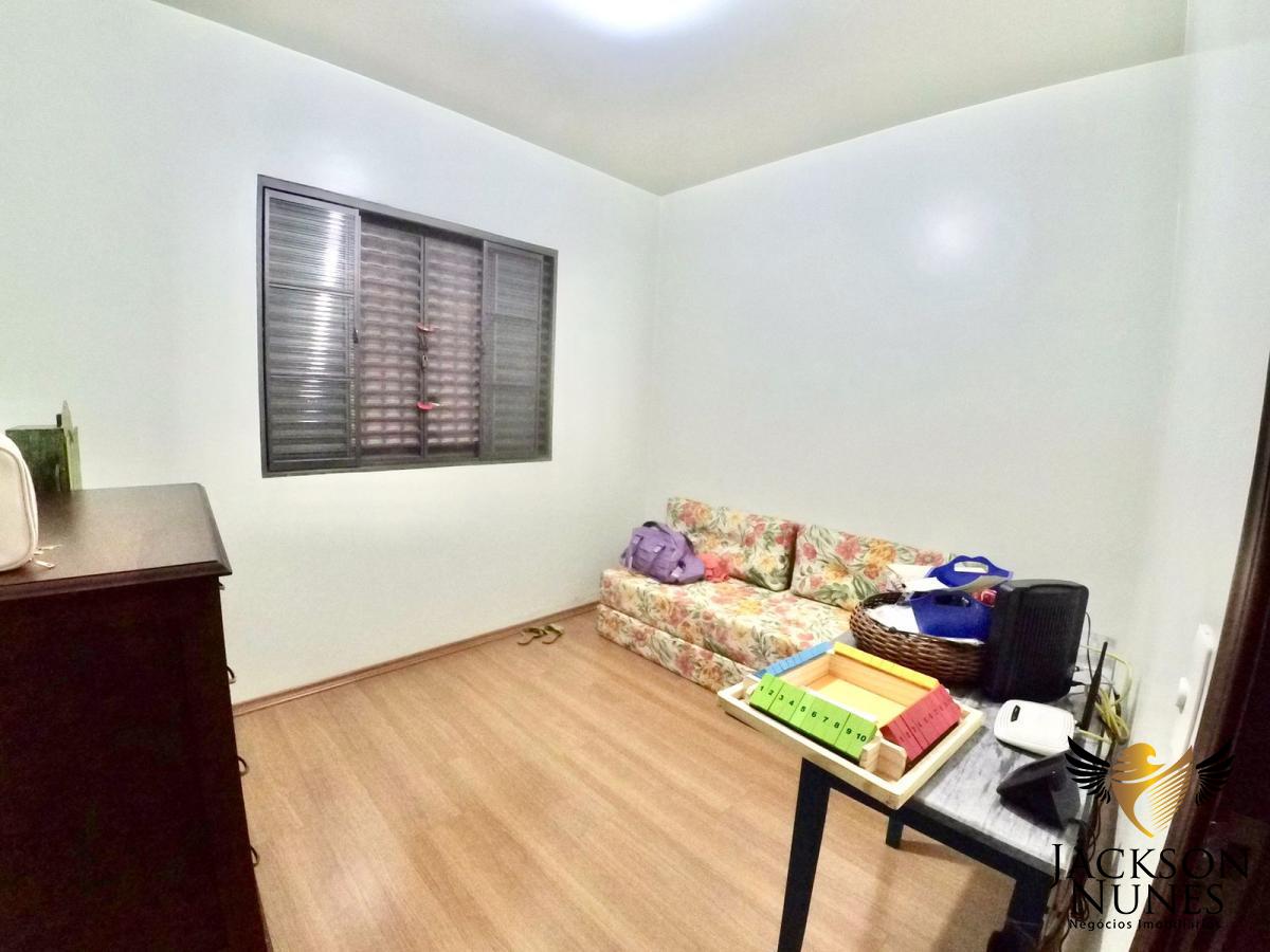 Casa à venda com 4 quartos, 289m² - Foto 15