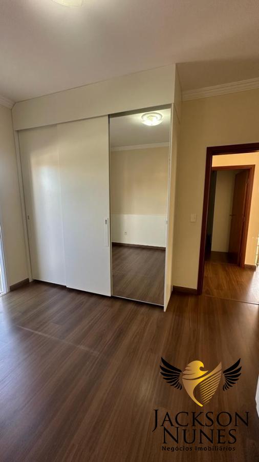 Casa de Condomínio à venda com 5 quartos, 360m² - Foto 25