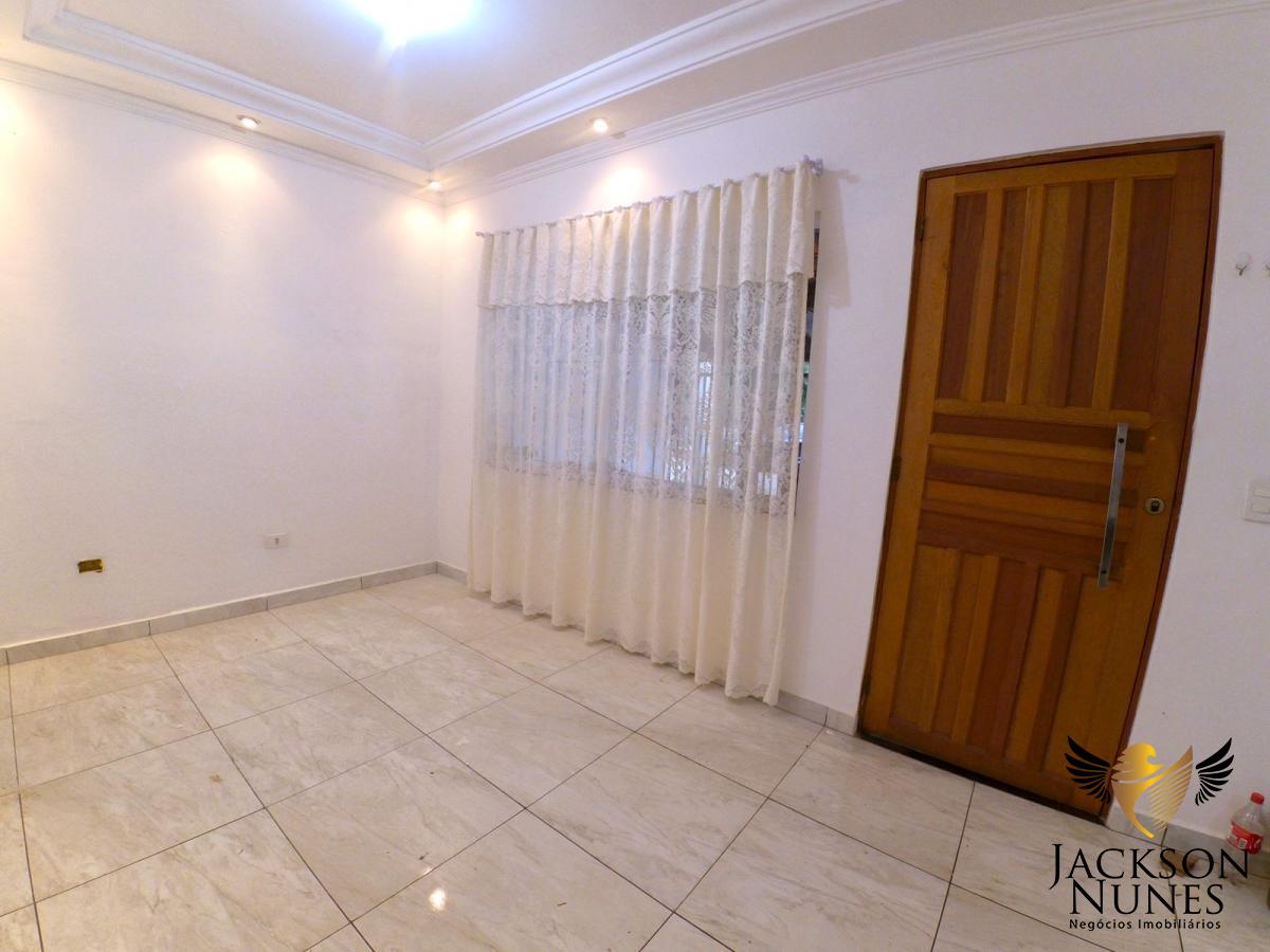 Casa à venda com 2 quartos, 136m² - Foto 2