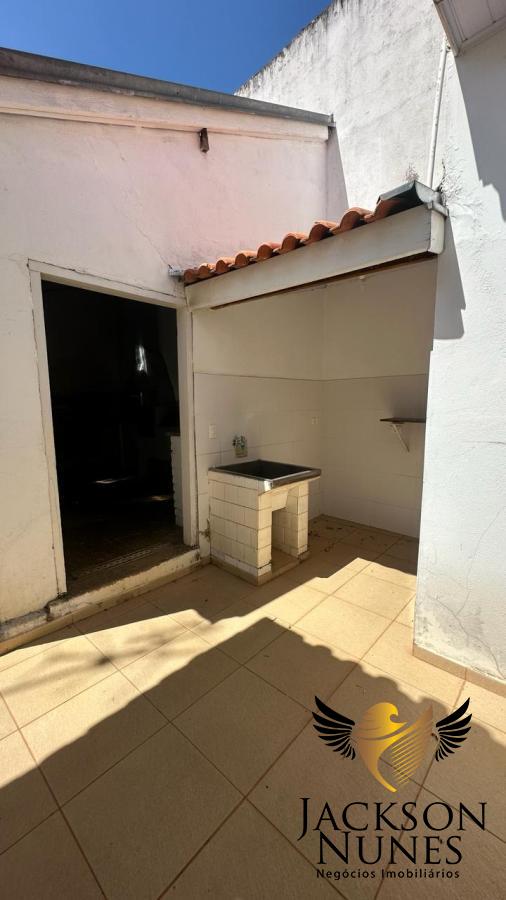 Casa à venda com 6 quartos, 300m² - Foto 22