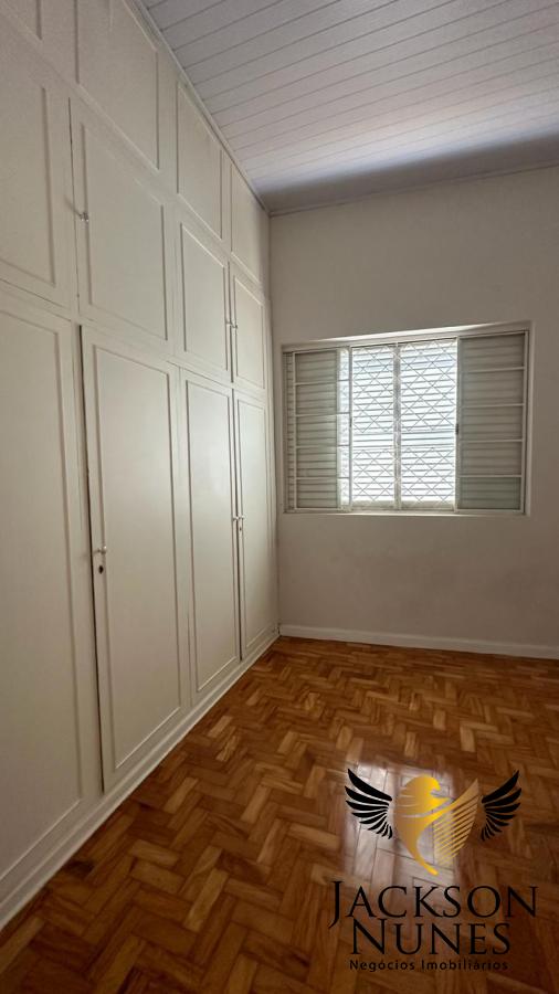 Casa à venda com 6 quartos, 300m² - Foto 10