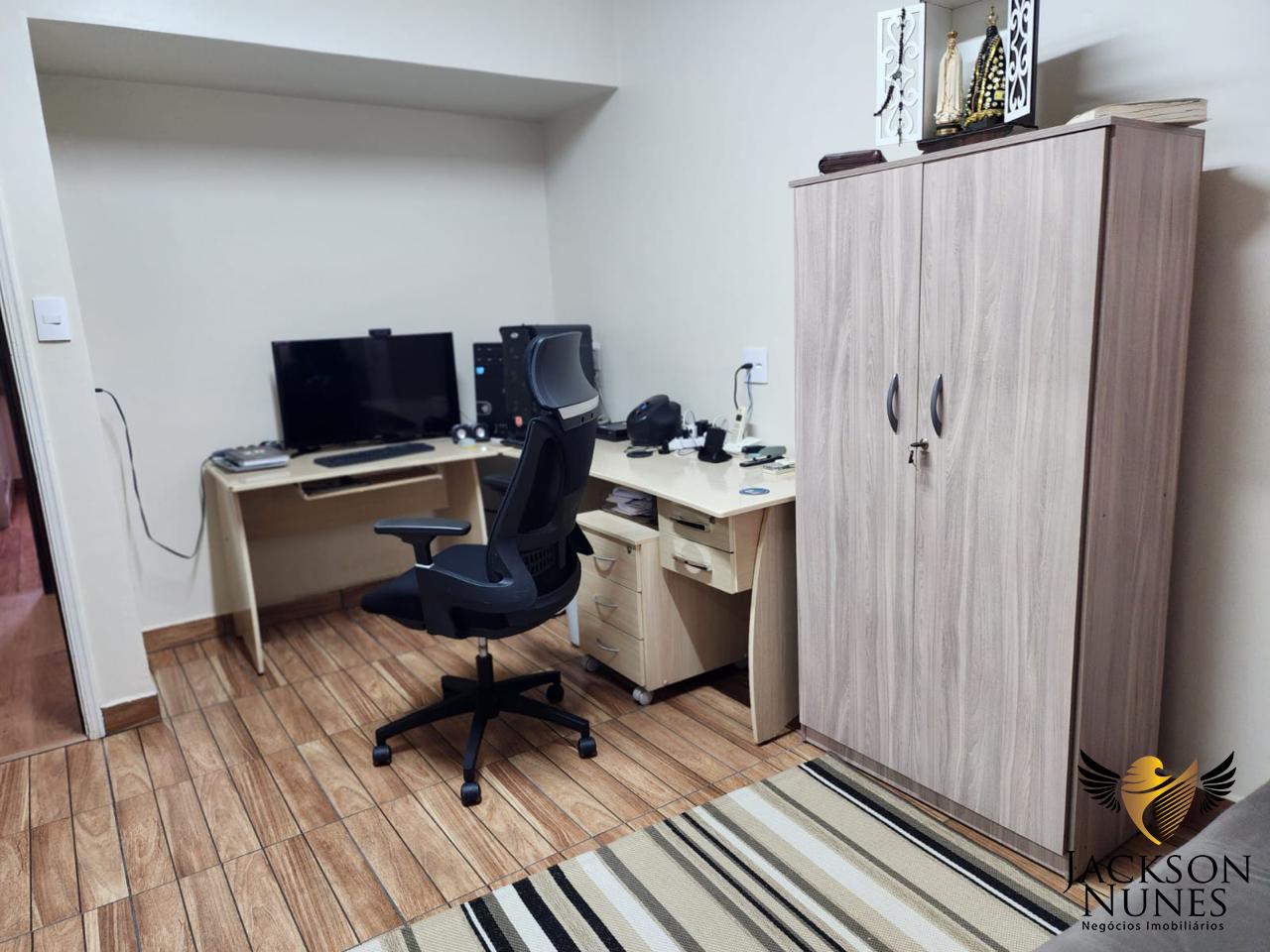 Casa à venda com 3 quartos, 300m² - Foto 13