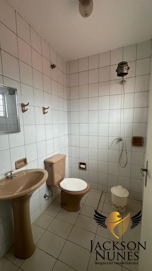 Casa à venda com 3 quartos, 220m² - Foto 12