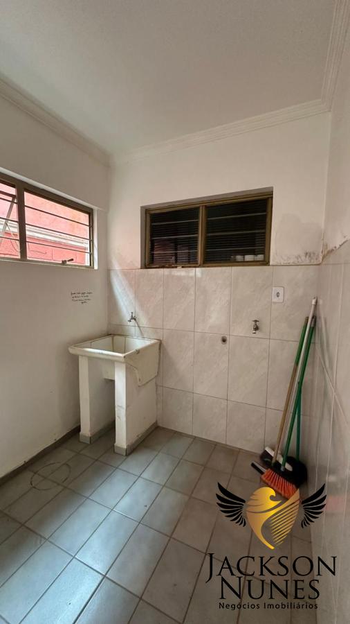 Casa à venda com 3 quartos, 220m² - Foto 20