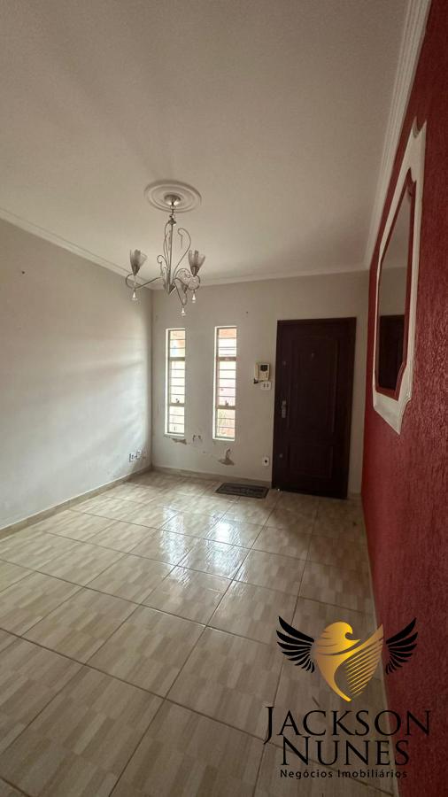 Casa à venda com 3 quartos, 220m² - Foto 3