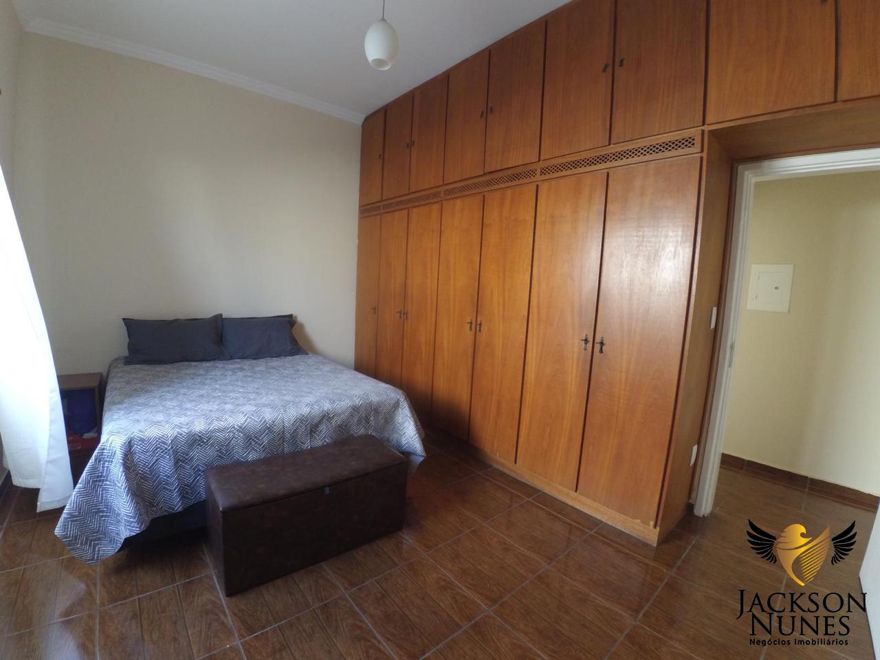 Casa à venda com 3 quartos, 309m² - Foto 16