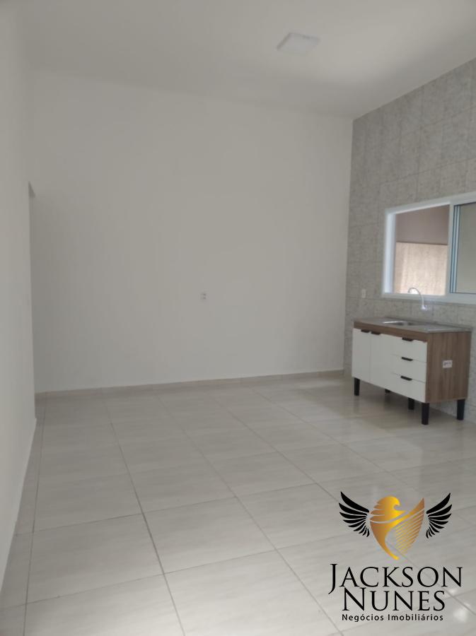 Casa à venda com 2 quartos, 210m² - Foto 3