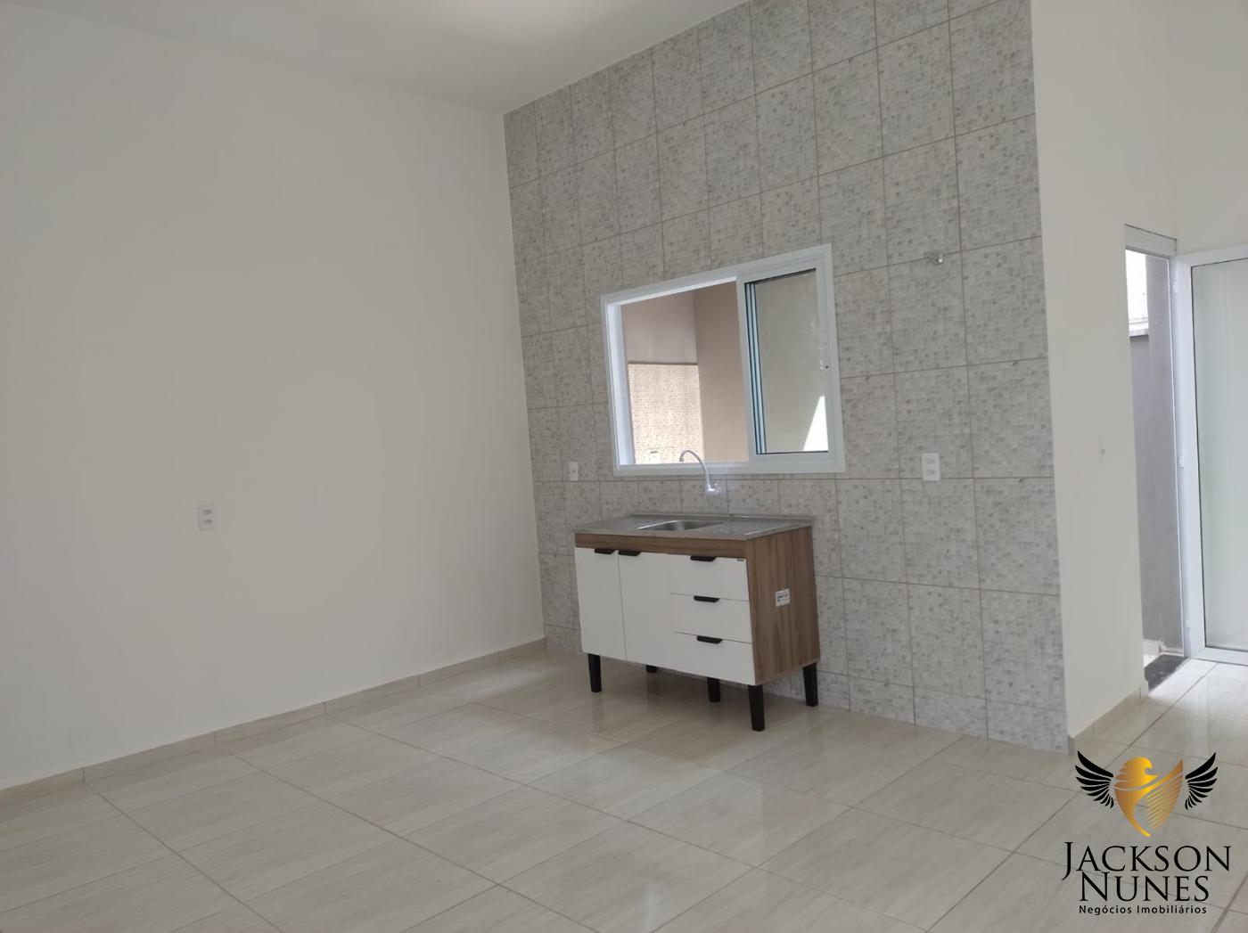 Casa à venda com 2 quartos, 210m² - Foto 2