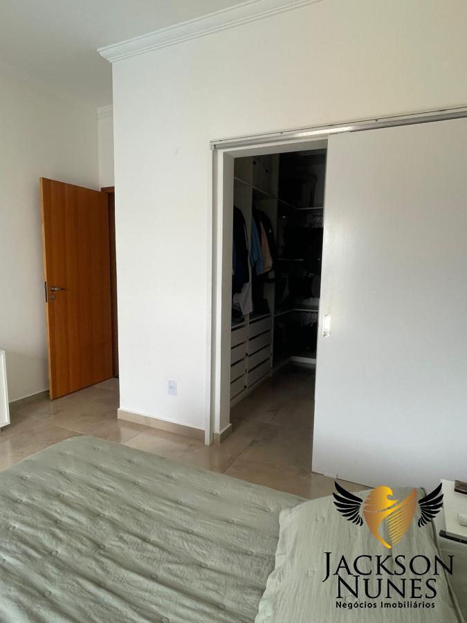 Casa à venda com 2 quartos, 270m² - Foto 8