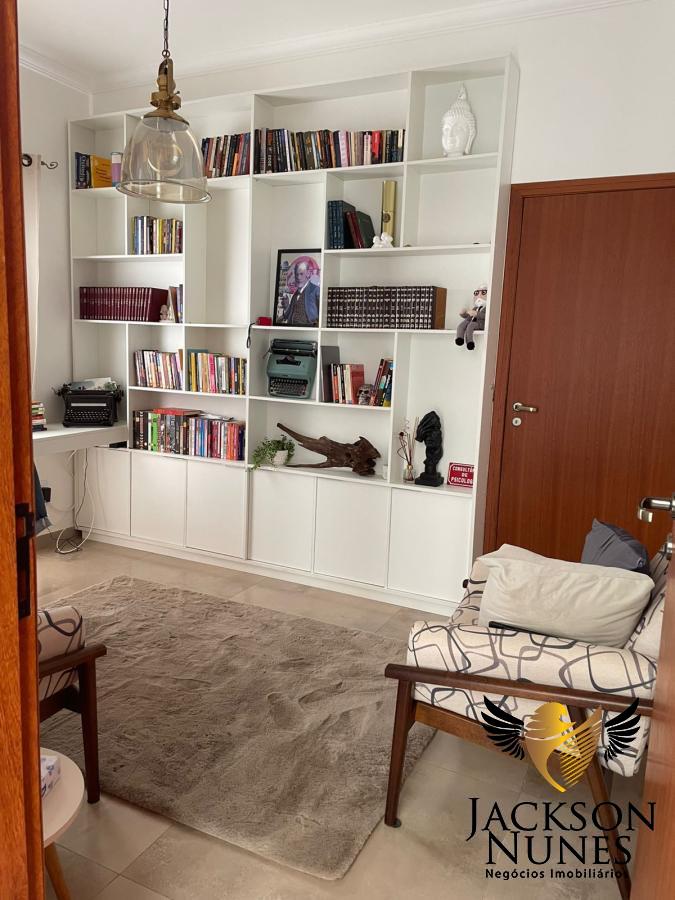 Casa à venda com 2 quartos, 270m² - Foto 6