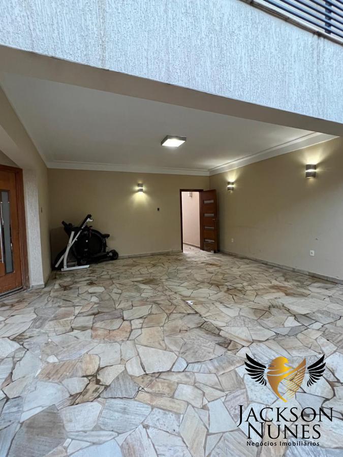 Casa à venda com 3 quartos, 200m² - Foto 13