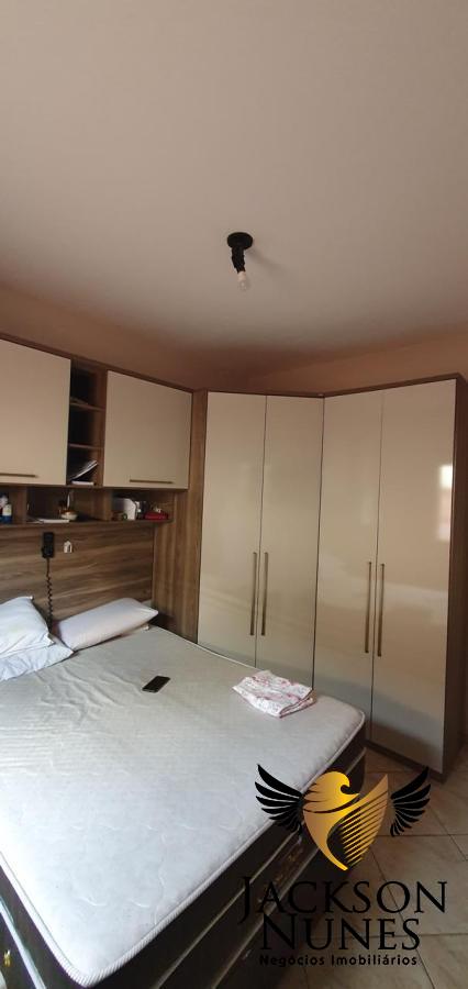 Casa à venda com 3 quartos, 250m² - Foto 14