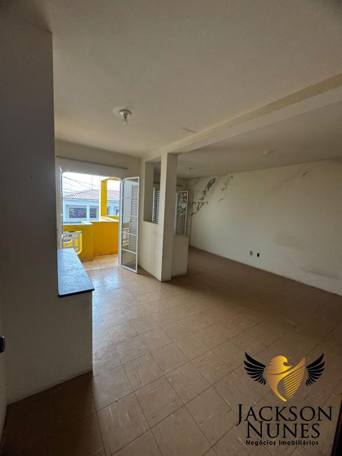 Casa à venda com 3 quartos, 131m² - Foto 4