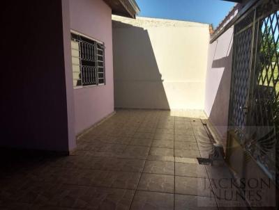Casa para Venda, em Itapetininga, bairro Vila ARRUDA, 2 dormitórios, 1 banheiro, 2 vagas