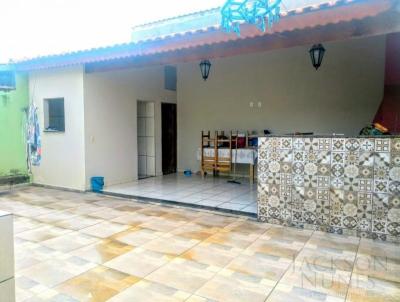 Casa para Venda, em Itapetininga, bairro CAMBUI, 2 dormitórios, 1 banheiro, 2 vagas