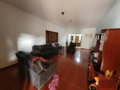 Rancho para Venda, em Itapetininga, bairro VILA DOS PESCADORES, 2 dormitórios, 2 banheiros, 6 vagas